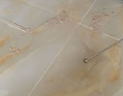 高邑瓷砖空鼓维修公司分享粘合剂选择不当在瓷砖铺贴过程中可能导致以下问题